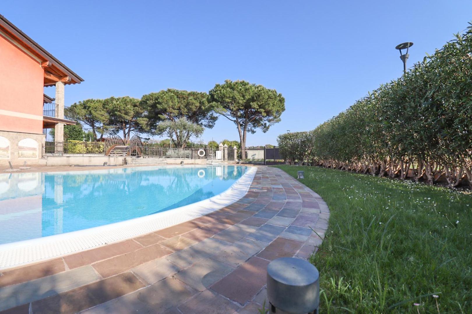 Lago Di Garda A 300M - House In Manerba Манерба-дель-Гарда Экстерьер фото
